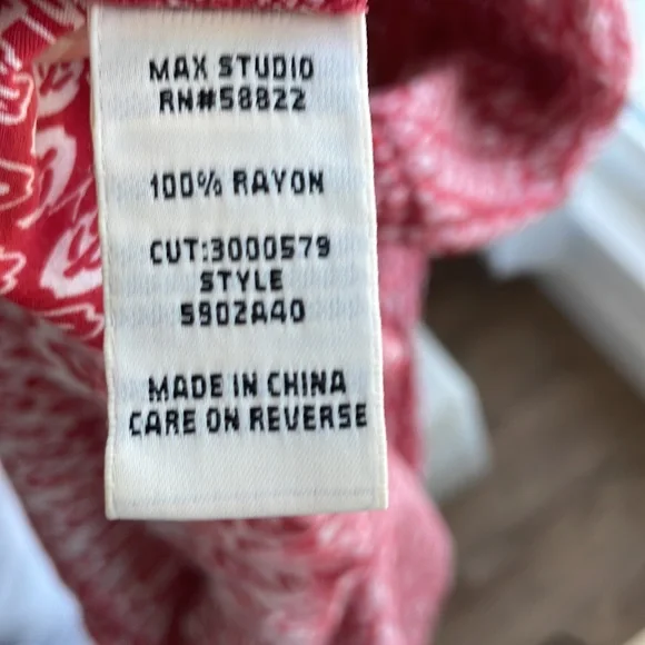 ❤️🤍Max studio rompers🤍❤️ - Picture 7 of 9